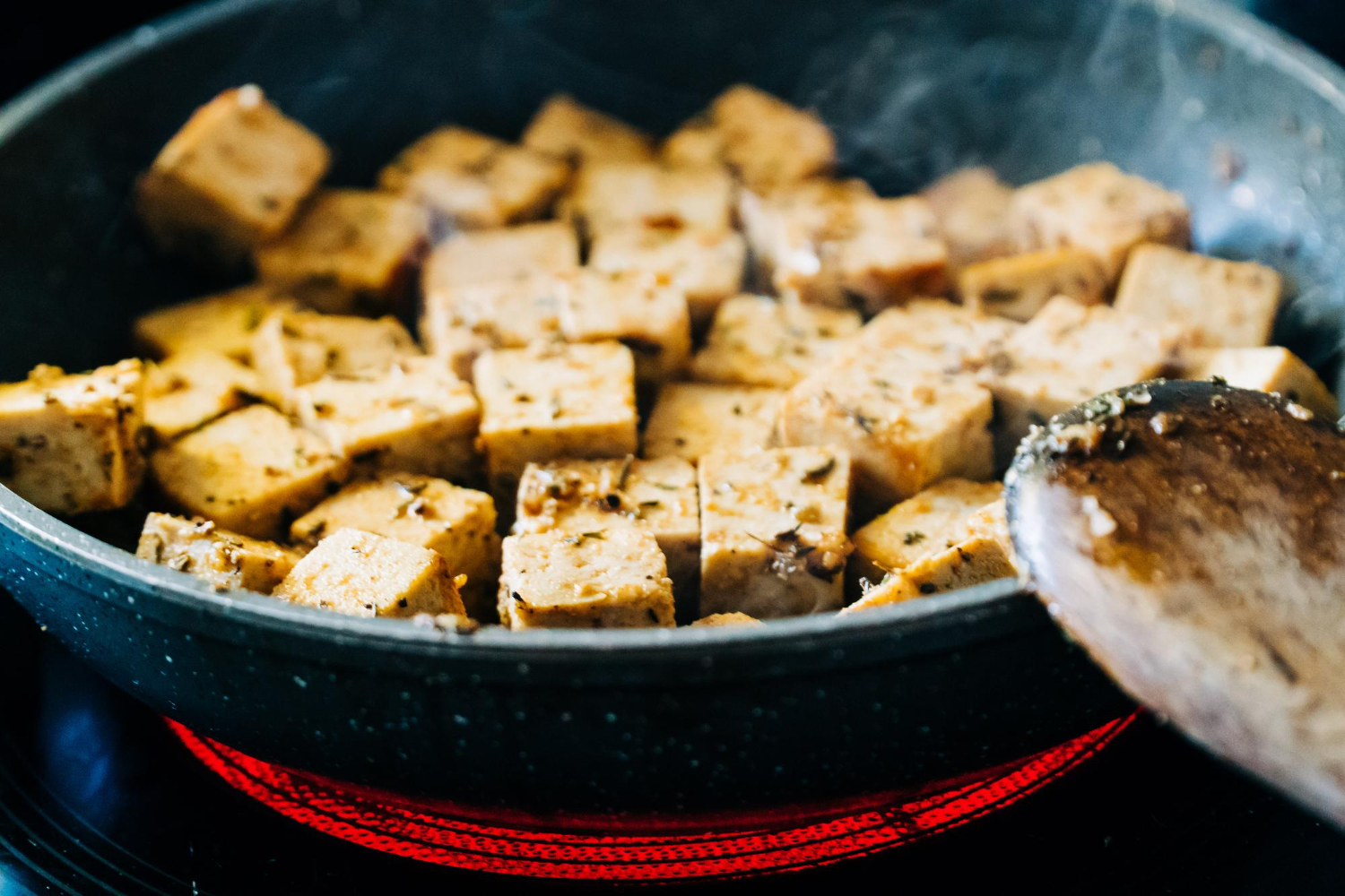 jak przyrządzić tofu na patelni