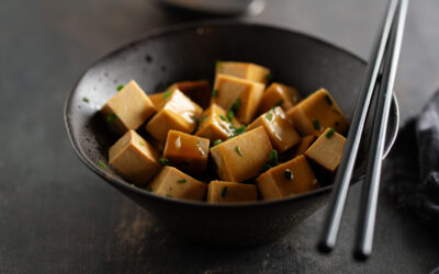 Jak przyrządzić tofu – sprawdzone metody i wskazówki